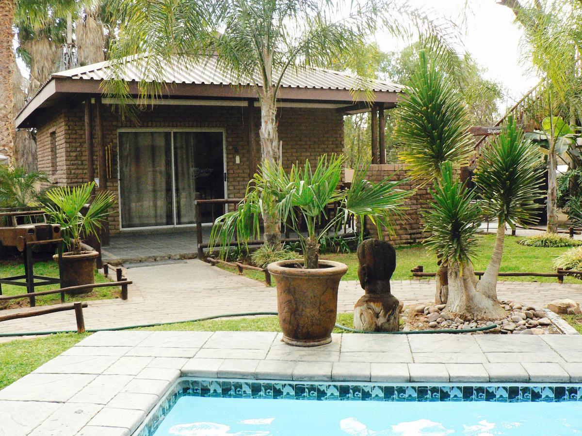 Country Lodge Upington Extérieur photo