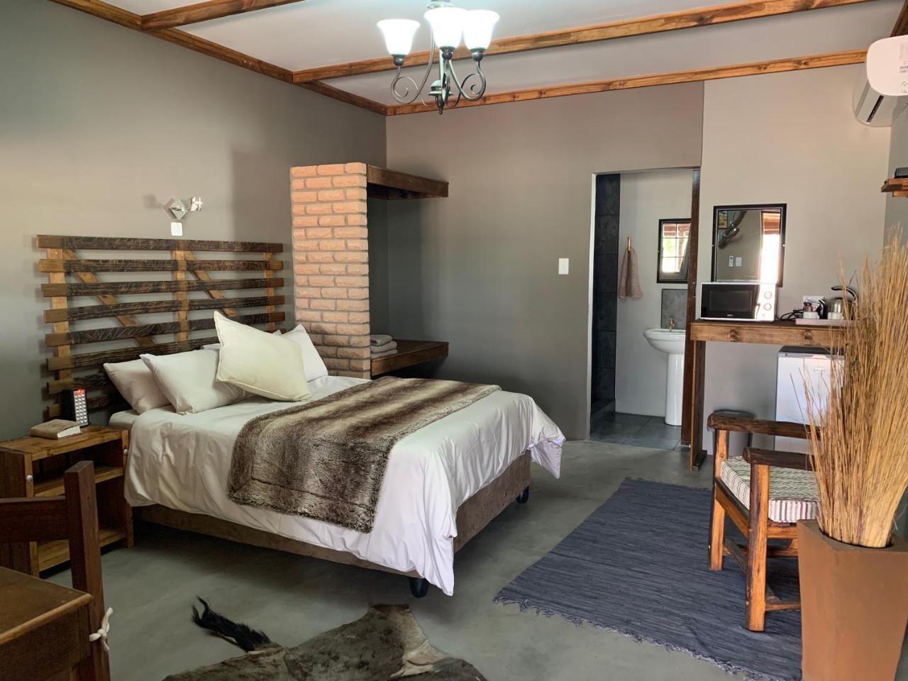Country Lodge Upington Extérieur photo