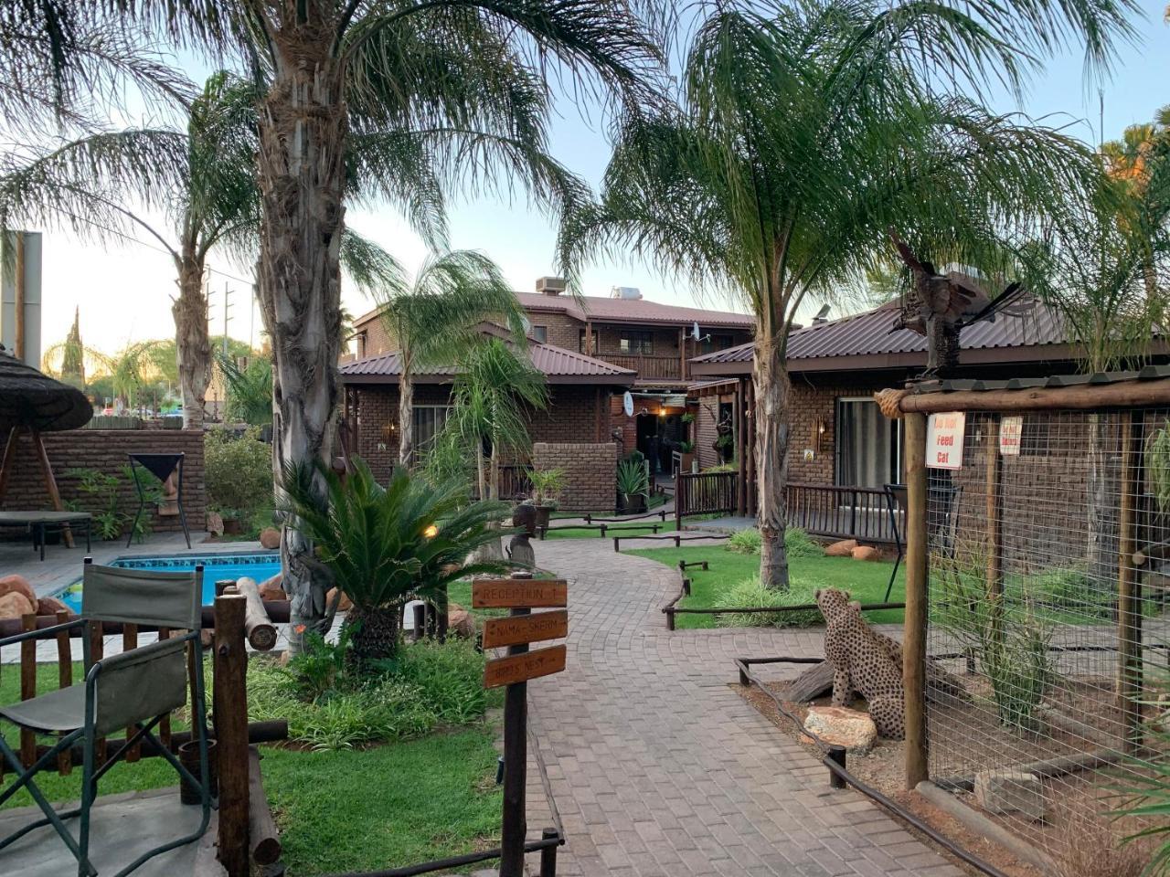 Country Lodge Upington Extérieur photo