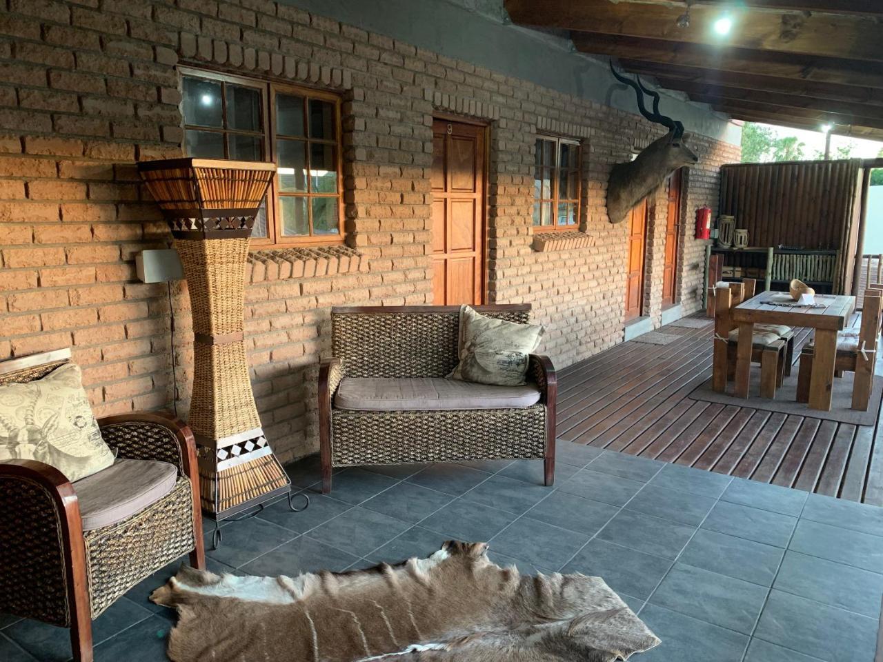Country Lodge Upington Extérieur photo