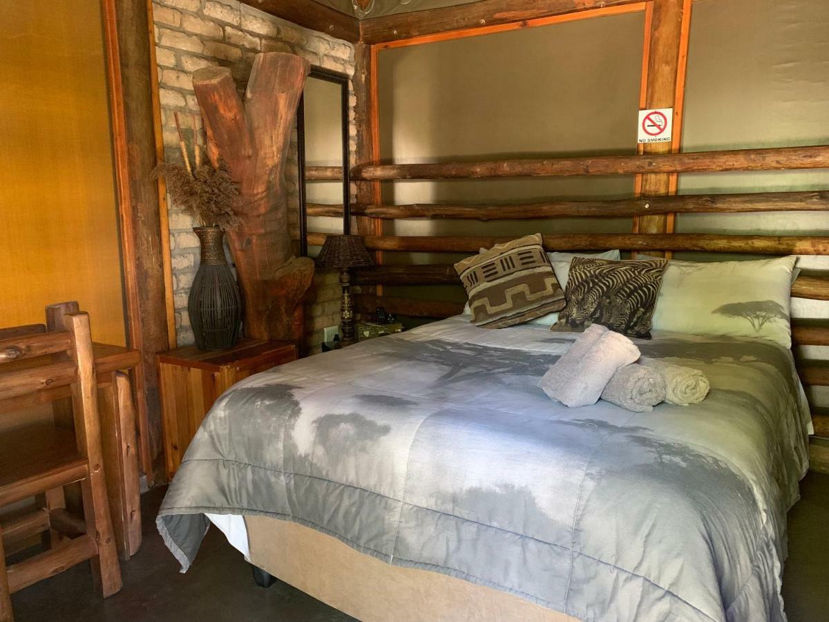 Country Lodge Upington Extérieur photo
