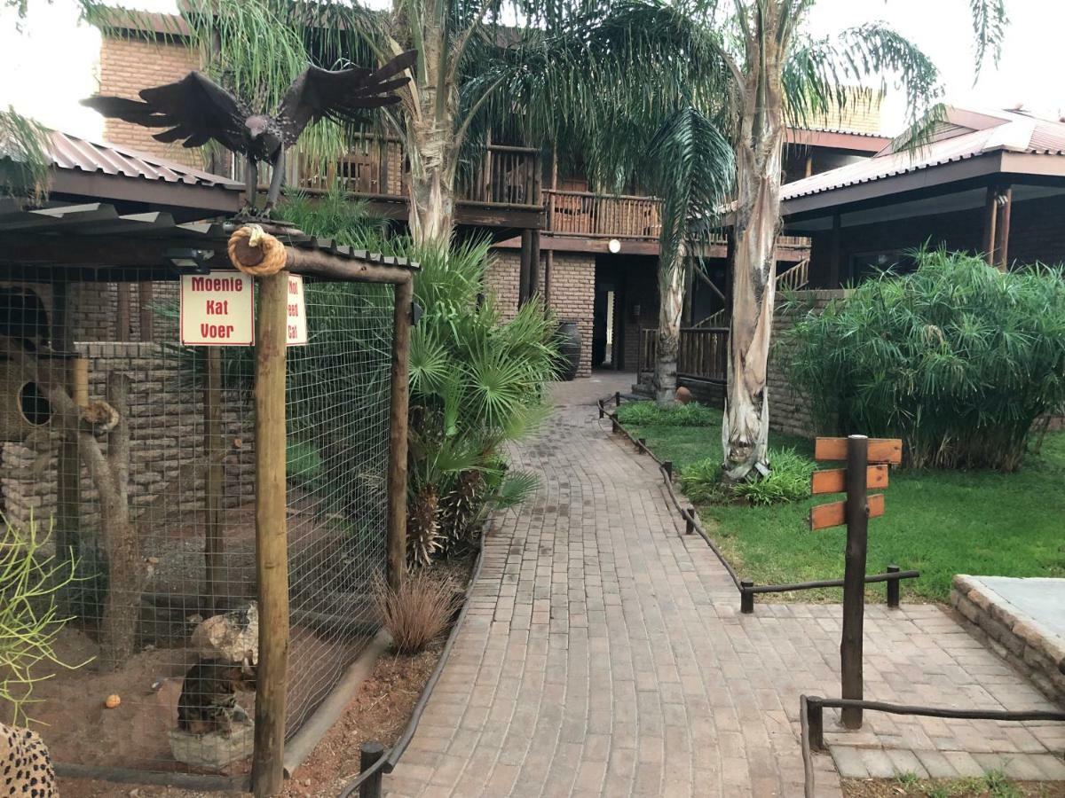 Country Lodge Upington Extérieur photo