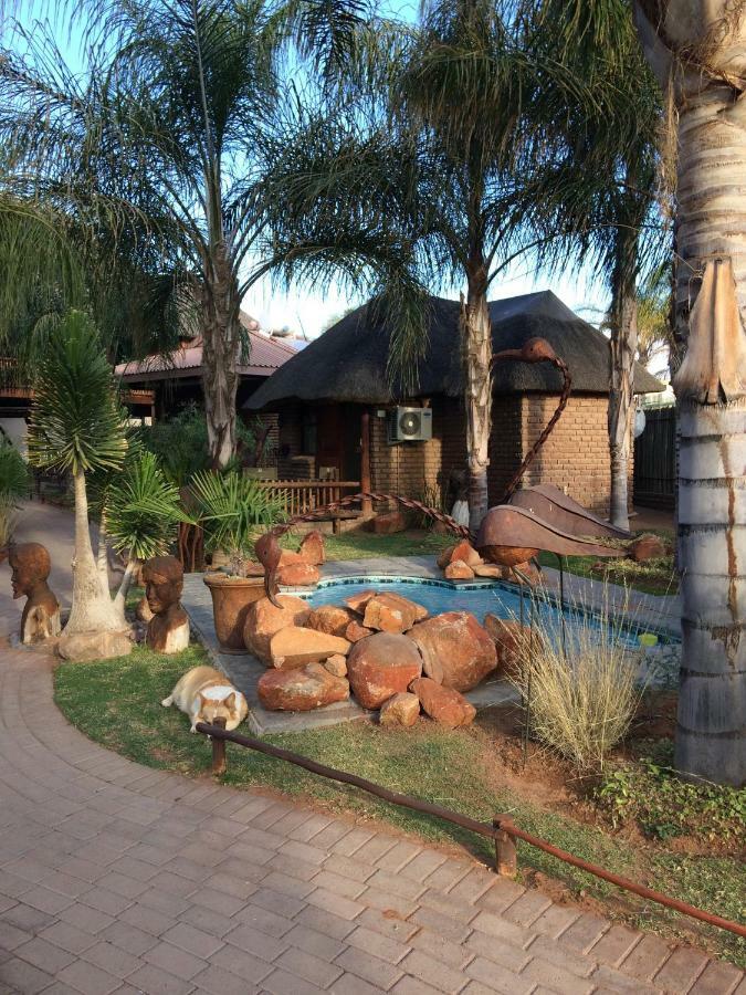 Country Lodge Upington Extérieur photo